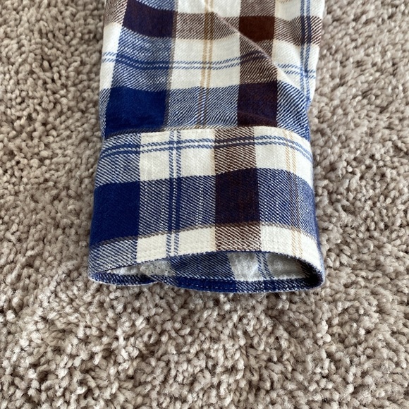 Lucky Brand Flannel - Picture 5 of 8